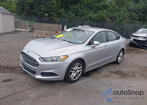 2015 Ford Fusion Se z USA, uszkodzony, nr VIN 3FA6P0H77FR210715